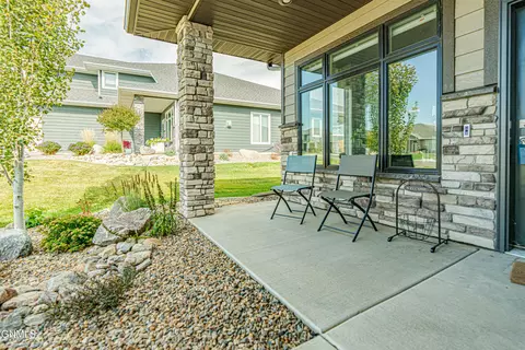 1408 Community Lp, Bismarck, ND 58503 photo 7