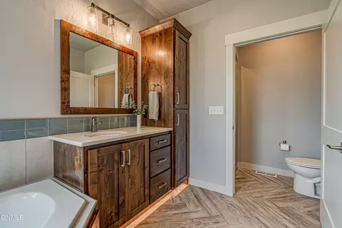 1408 Community Lp, Bismarck, ND 58503 photo 45