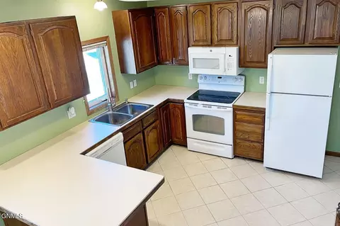 824 1st Ave W, Williston, ND 58801 photo 14
