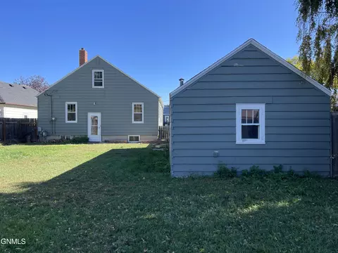 711 3rd Ave W, Williston, ND 58801 photo 40