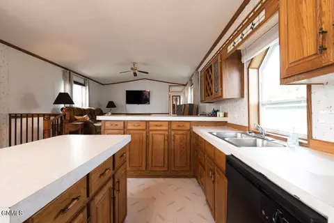 4509 Bunker Dr, Bismarck, ND 58503 photo 14