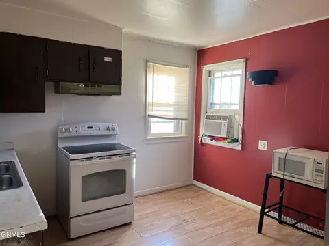 914 6th Ave E, Williston, ND 58801 photo 21