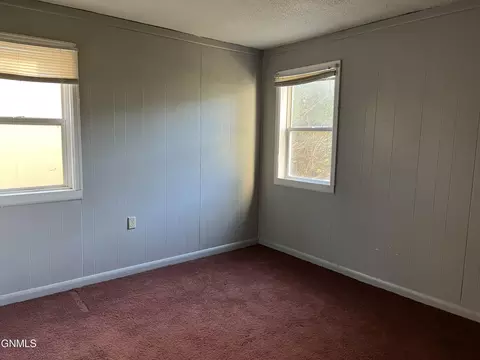914 6th Ave E, Williston, ND 58801 photo 17