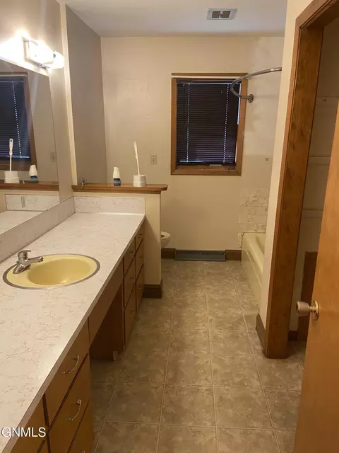 500 Arthur St, Stanton, ND 58571 photo 7