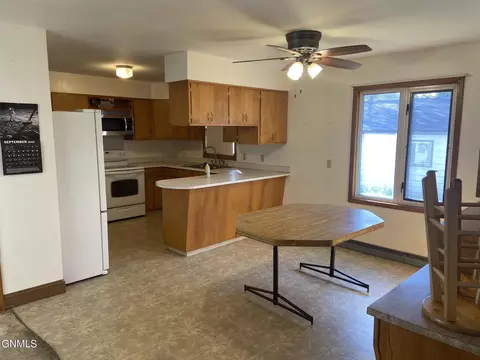 500 Arthur St, Stanton, ND 58571 photo 11