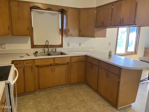 500 Arthur St, Stanton, ND 58571 photo 17