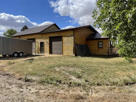 Exterior - 4349 Road 1007, Froid, MT 59226 photo 6 of 8