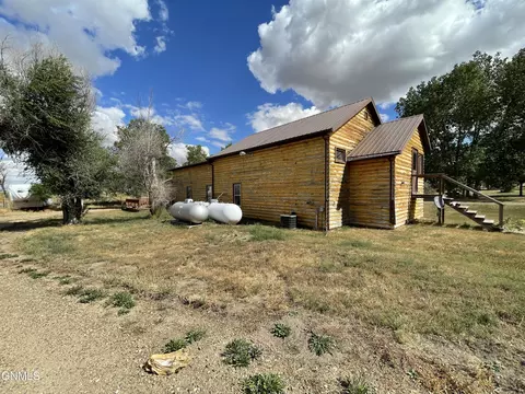 Exterior - 4349 Road 1007, Froid, MT 59226 photo 5 of 8