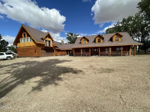 4349 Road 1007, Froid, MT 59226