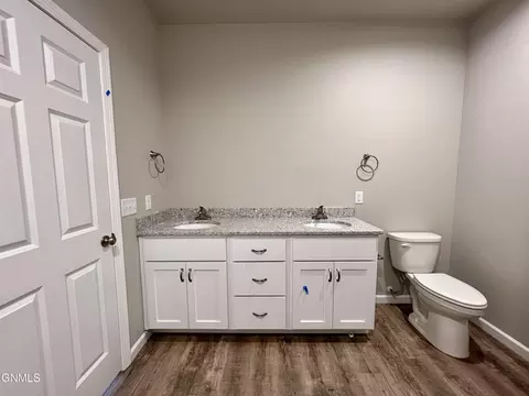 4828 Cornice Loop, Bismarck, ND 58503 photo 9