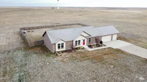 14917 Cochise St, Williston, ND 58801 photo 3
