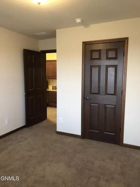 14917 Cochise St, Williston, ND 58801 photo 25