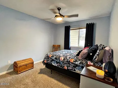 2412 19th Ave W, Williston, ND 58801 photo 23