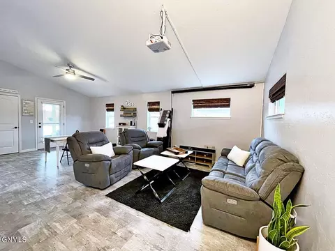 2412 19th Ave W, Williston, ND 58801 photo 6