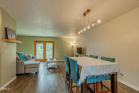 1403 Territory Dr, Bismarck, ND 58503 photo 9