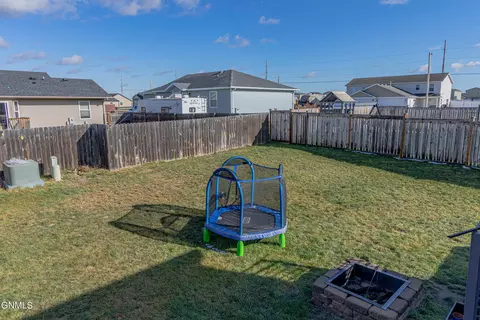 6520 Edgerly Ln, Lincoln, ND 58504 photo 27
