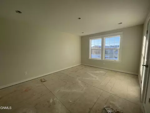 3010 28th Ave W, Williston, ND 58801 photo 15