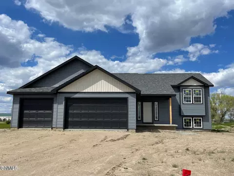13365 Fresh Water Ln, Williston, ND 58801