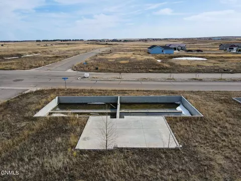 12324 Rainbow Loop, Epping, ND 58843 photo 4
