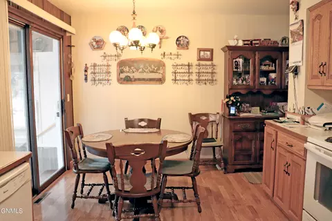 539 Gary Ave, Bismarck, ND 58501 photo 25