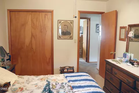 539 Gary Ave, Bismarck, ND 58501 photo 12