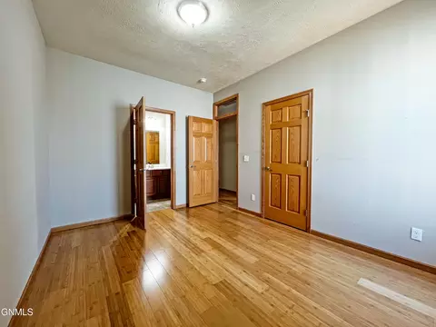 3113 Long Branch Ave, Williston, ND 58801 photo 13