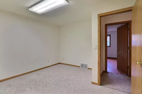 724 Calgary Ave E, Bismarck, ND 58503 photo 29