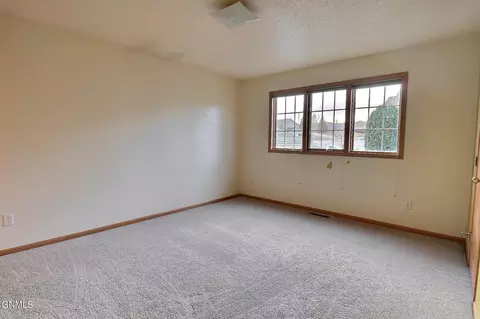 724 Calgary Ave E, Bismarck, ND 58503 photo 10