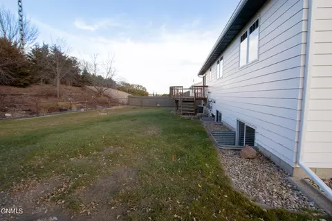 724 Calgary Ave E, Bismarck, ND 58503 photo 36