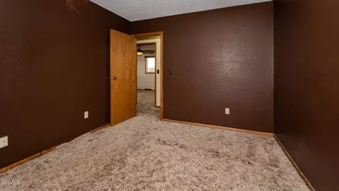 425 Highway 25, Center, ND 58530 photo 23