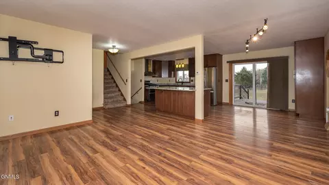 425 Highway 25, Center, ND 58530 photo 14