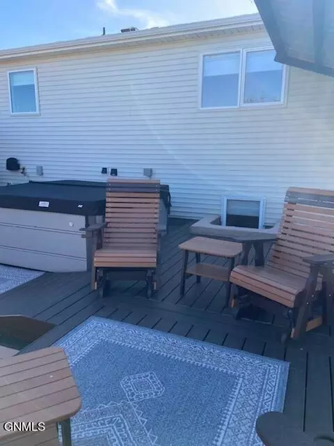 4412 Chamberlain Dr, Bismarck, ND 58503 photo 66