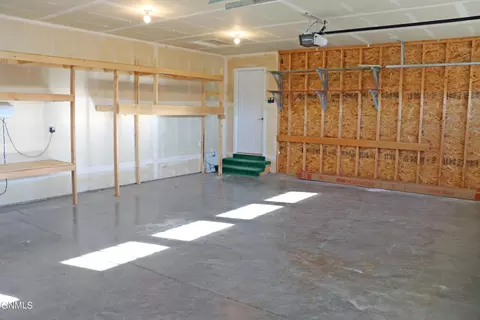 4412 Chamberlain Dr, Bismarck, ND 58503 photo 46