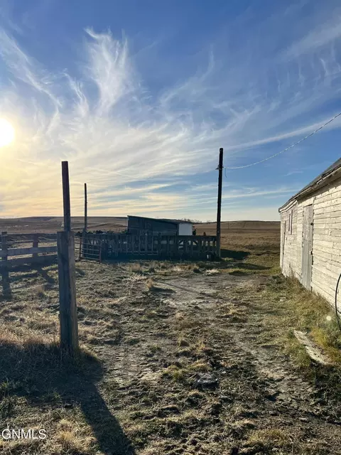 5890 73rd St SW, Leith, ND 58529 photo 39