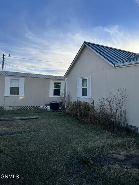 5890 73rd St SW, Leith, ND 58529 photo 3