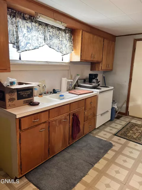 5890 73rd St SW, Leith, ND 58529 photo 7