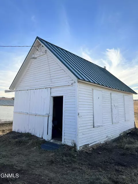 5890 73rd St SW, Leith, ND 58529 photo 20