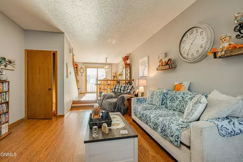 1019 E Bowen Ave, Bismarck, ND 58504 photo 9