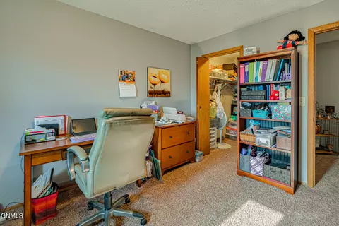 1019 E Bowen Ave, Bismarck, ND 58504 photo 42