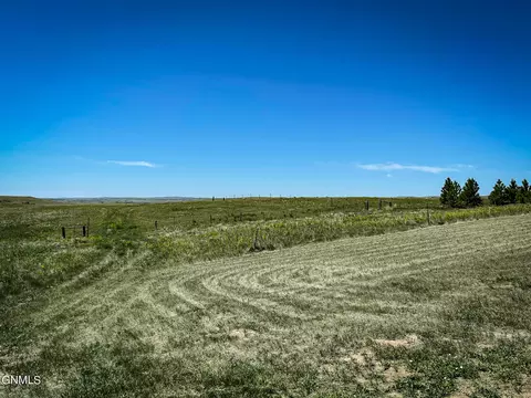 2990 40th St, Mandan, ND 58554 photo 90