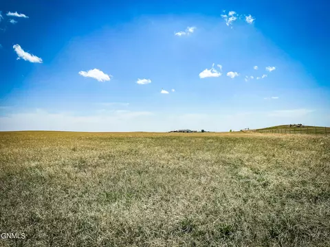 2990 40th St, Mandan, ND 58554 photo 94