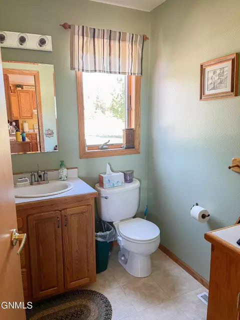 2990 40th St, Mandan, ND 58554 photo 75