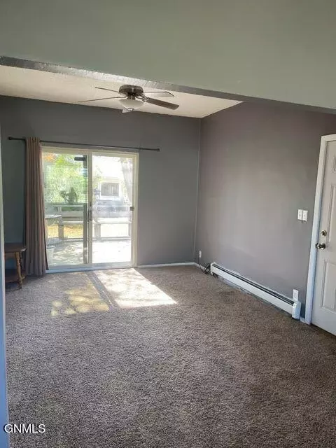 112 Jetson St, Grenora, ND 58845 photo 9