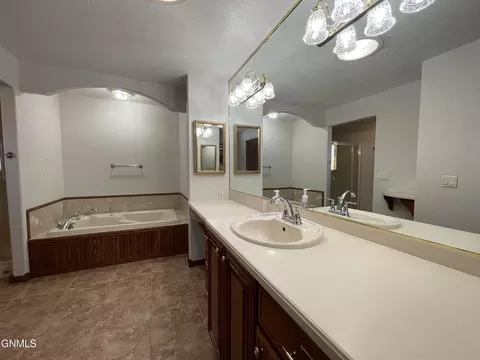 409 23rd Terrace Ter E, Williston, ND 58801 photo 20
