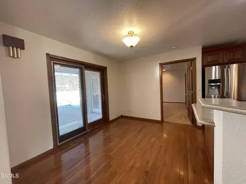 409 23rd Terrace Ter E, Williston, ND 58801 photo 16