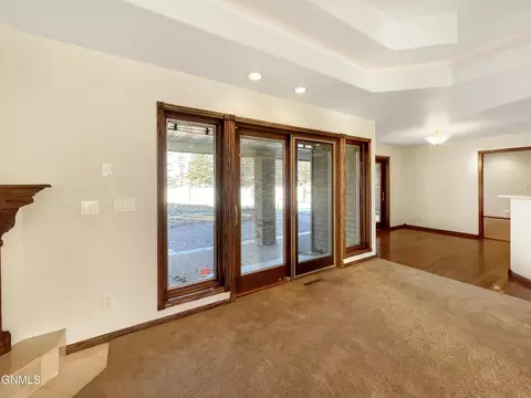 409 23rd Terrace Ter E, Williston, ND 58801 photo 7
