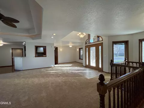 409 23rd Terrace Ter E, Williston, ND 58801 photo 9