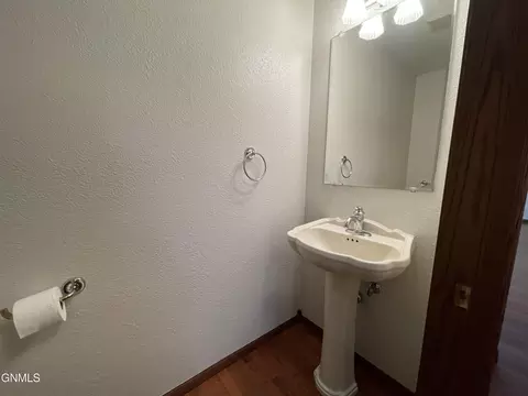 409 23rd Terrace Ter E, Williston, ND 58801 photo 49