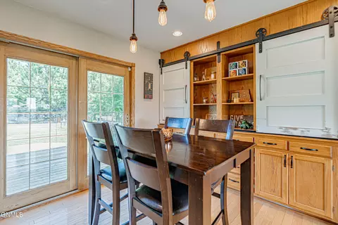 1306 Ash Coulee Dr, Bismarck, ND 58503 photo 11