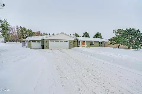 1306 Ash Coulee Dr, Bismarck, ND 58503 photo 107